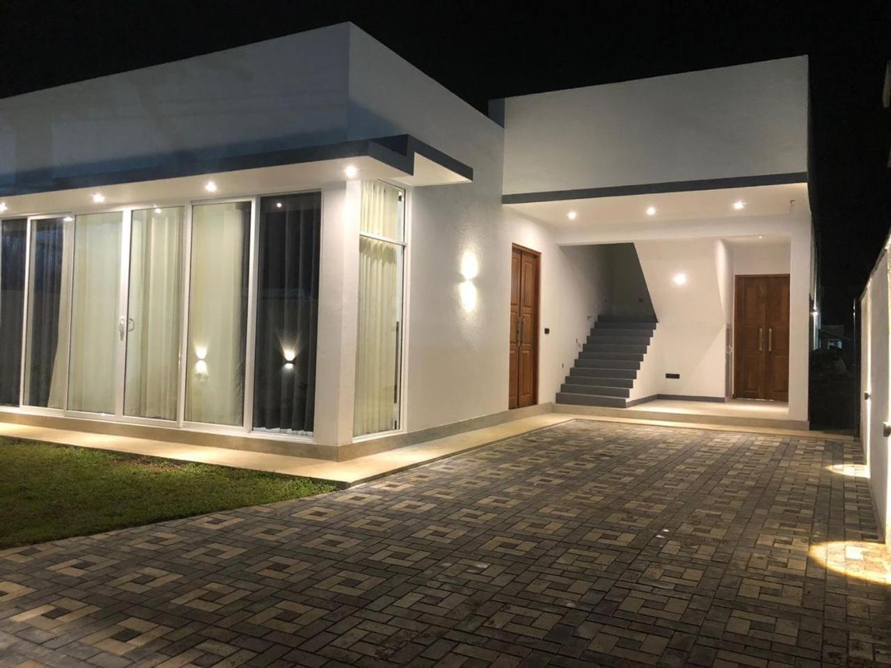 Luvi'S Villa Галле Экстерьер фото